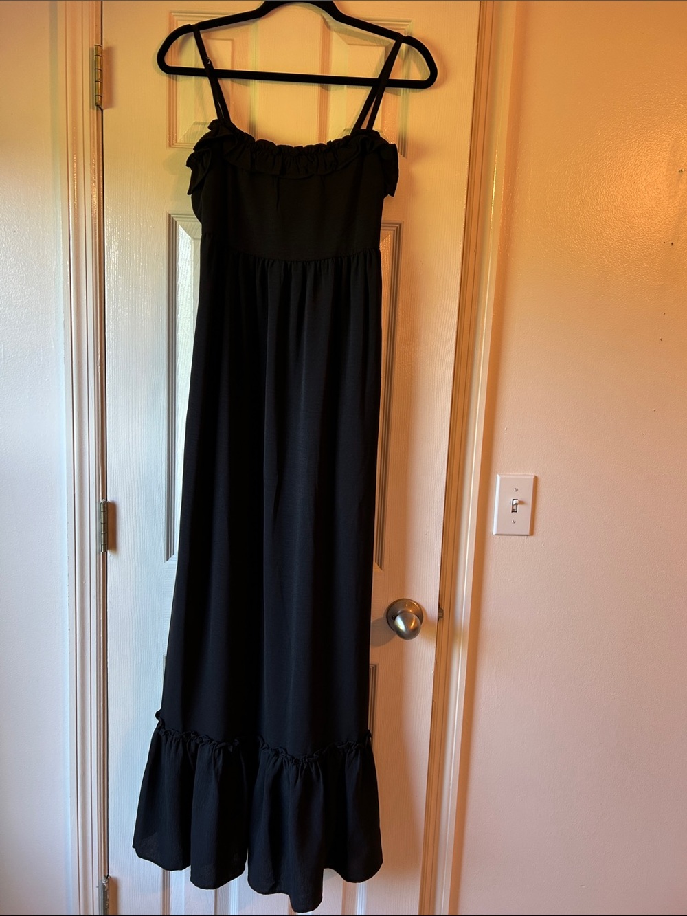 Laundry By Shelli Segal Black Ruffle-Trim Maxi Dress